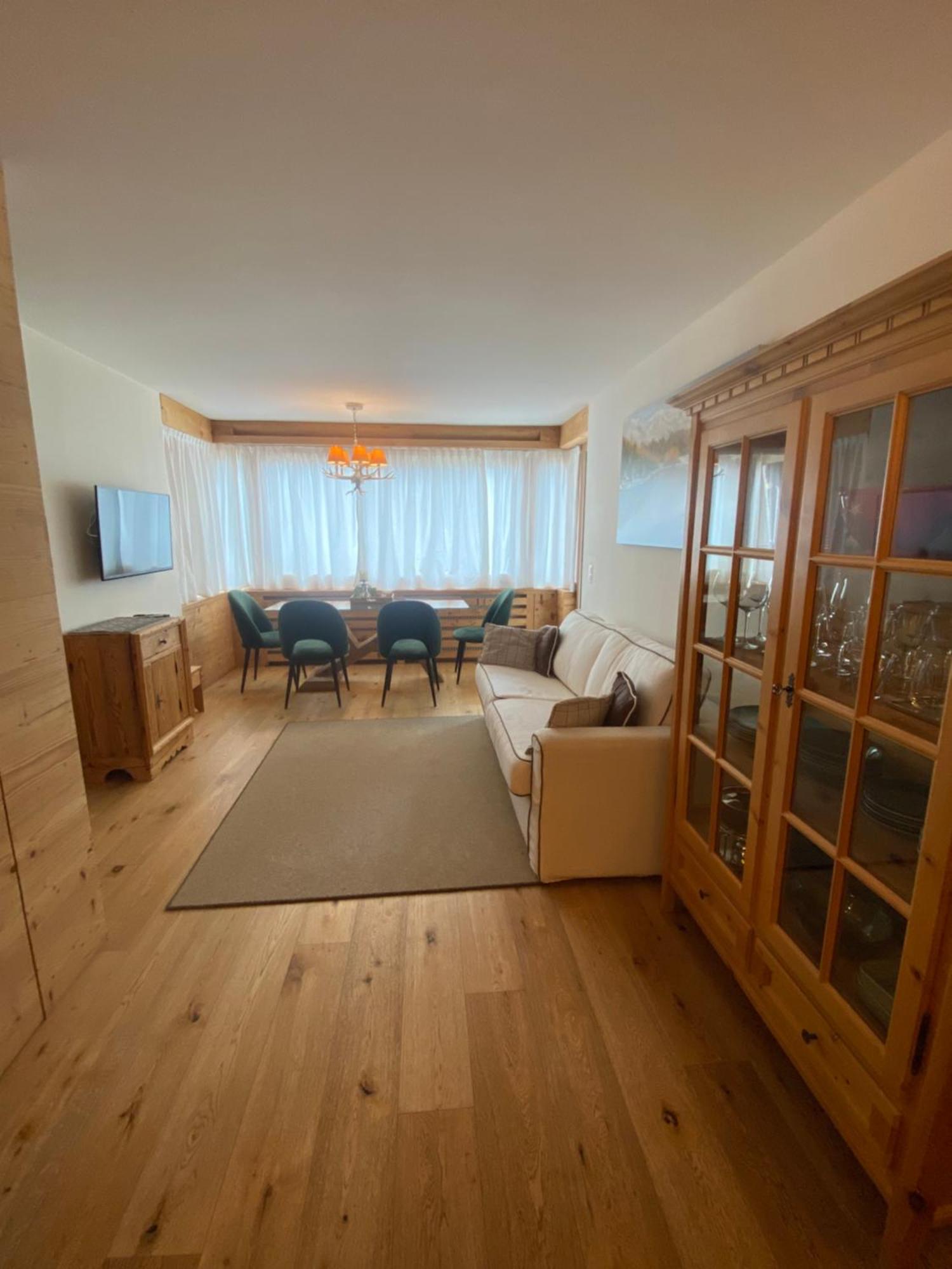 Bilocale Nuovo St. Moritz Chesa Arlas Exteriör bild